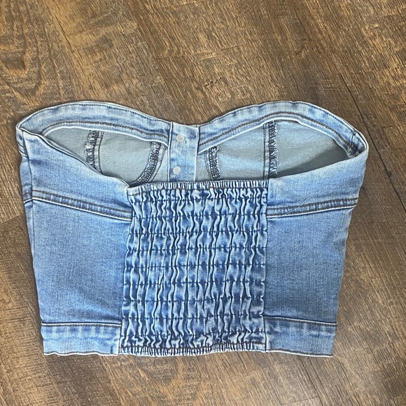 VINTAGE DENIM BUSTIER WITH BUTTON FRONT AND SHEERING IN BACK TO LOOK SNATCHED IN - Picture 6 of 12
